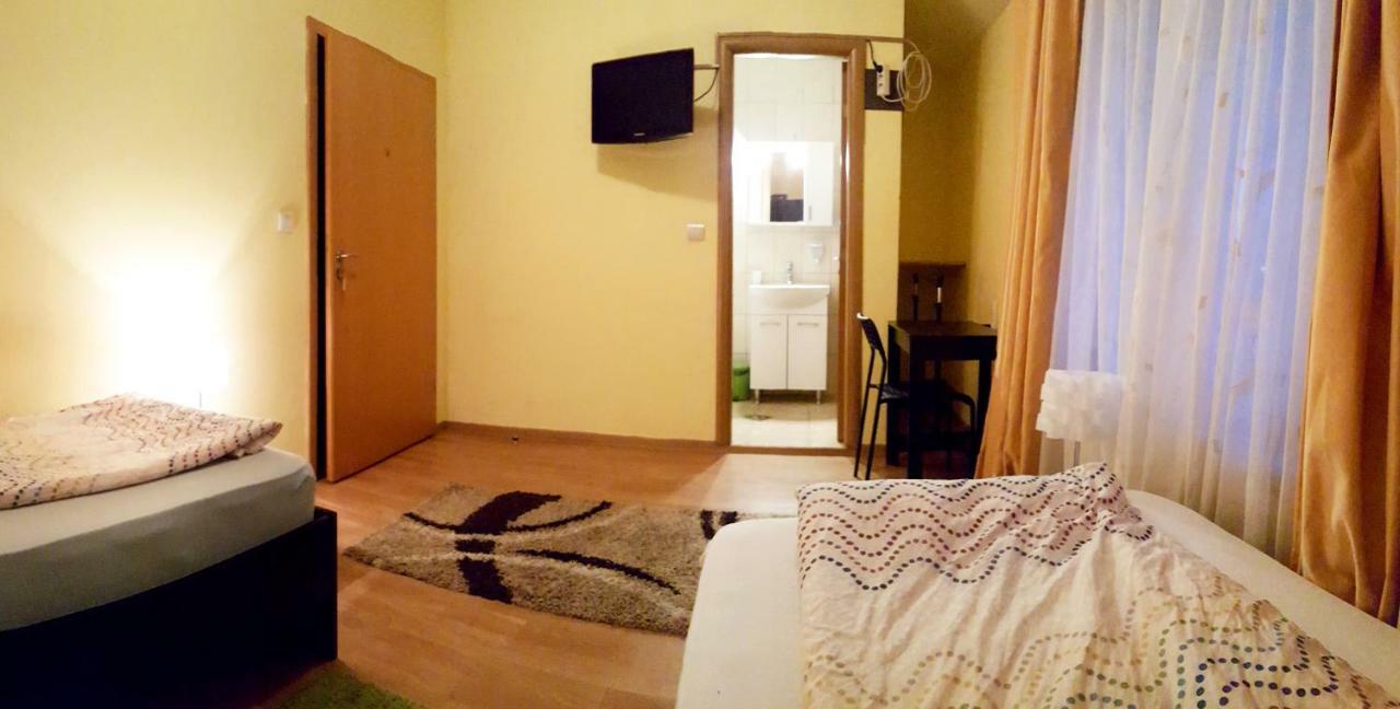 Vila Alfa Dumbrava Сибиу Экстерьер фото